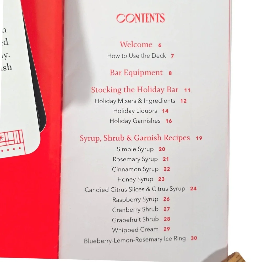 Chronicle Books Very Merry Cocktails Deck‎ 50 Festive Drink Recipes Holiday Gift